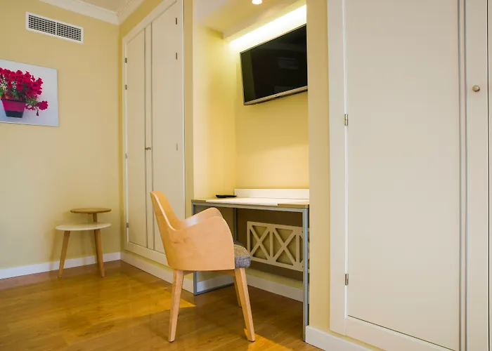 Disfruta Fuengirola desde los mejores hoteles Monarque