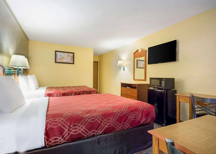Unveiling the Best Stay Experience with Courtyard Hotels in Lansing