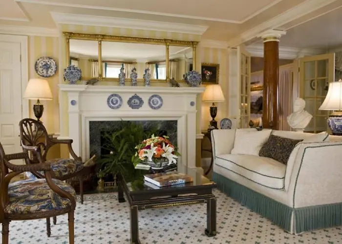 Top Hotels in Washington DC with Free Amenities