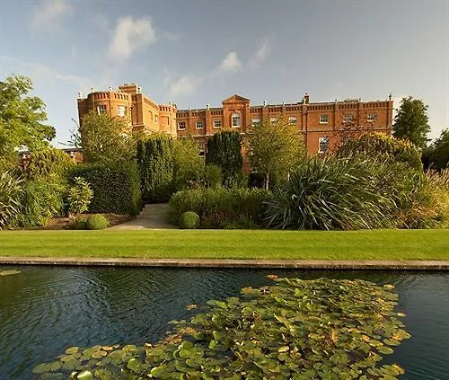 Discover the Best Hotels Near Harrow for a Memorable UK Getaway